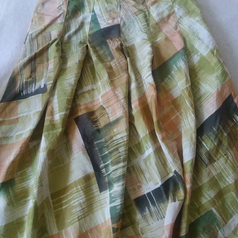 Anne Klein 100% silk A line skirt
